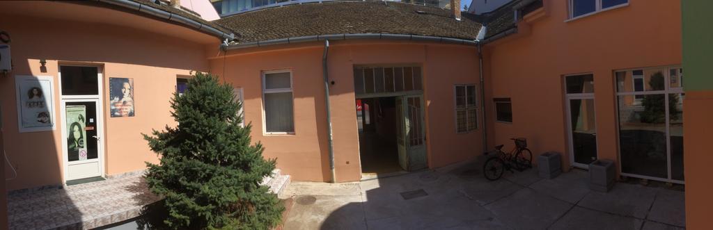 Apartment Masic Sombor Esterno foto